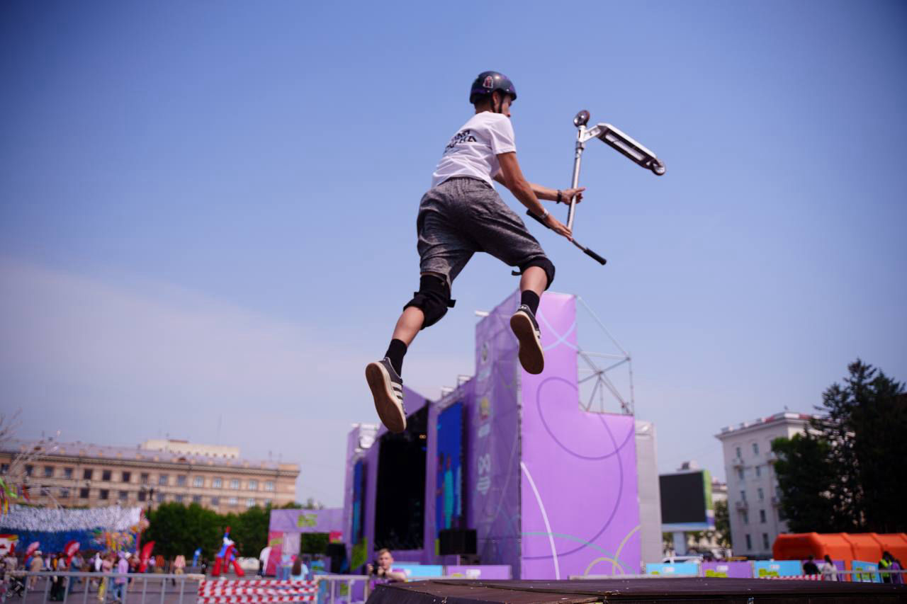 В День молодёжи «Уличная классика» объединила атлетов и зрителей всей страны.